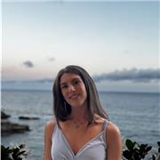 Impartisco lezioni di lingua francese, la mia lingua del cuore fin da piccola, quando parlavo con mia nonna. Diventa fluente anche tu!